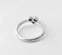 Cargar imagen en el visor de la galería, Authentic Tiffany & Co. Hearts Diamond Ring Platinum Three 3 Diamonds Heart .19 Carat Ring Size 5