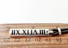 Laden Sie das Bild in den Galerie-Viewer, Authentic Tiffany & Co. Atlas Necklace Sterling Silver Black Enamel Pendant Rubber Black Cord Surfer Necklace