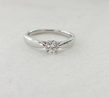 Carica l'immagine nel visualizzatore di Gallery, Authentic Tiffany & Co. Diamond Ring Platinum Solitaire Harmony .25 Carat Wedding Engagement Diamond Ring Size 4.75