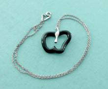 Carica l'immagine nel visualizzatore di Gallery, Authentic Tiffany & Co. Elsa Peretti Apple Necklace Black Jade Sterling Silver Large Pendant Charm Necklace