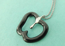 Carica l'immagine nel visualizzatore di Gallery, Authentic Tiffany & Co. Elsa Peretti Apple Necklace Black Jade Sterling Silver Large Pendant Charm Necklace