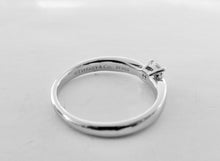 Carica l'immagine nel visualizzatore di Gallery, Authentic Tiffany & Co. Diamond Ring Platinum Solitaire Harmony .21 Carat Wedding Engagement Diamond Ring Size 4