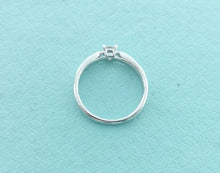 Carica l'immagine nel visualizzatore di Gallery, Authentic Tiffany & Co. Diamond Ring Platinum Solitaire Harmony .21 Carat Wedding Engagement Diamond Ring Size 4