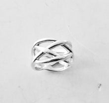 Load image into Gallery viewer, Authentic Tiffany & Co. Weave Ring Sterling Silver Braid Woven Celtic Knot Ring Size 6.25