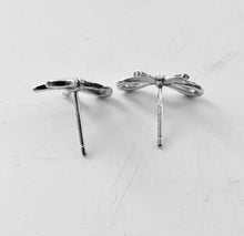 Carica l'immagine nel visualizzatore di Gallery, Authentic Tiffany & Co. Bow Earrings Pierced Sterling Silver Size Mini Bows BowTie Earrings