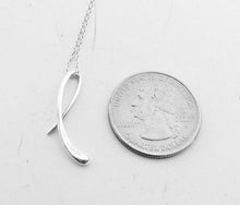Carica l'immagine nel visualizzatore di Gallery, Authentic Tiffany & Co. Elsa Peretti Sterling Silver Letter "L" Initial Pendant Necklace