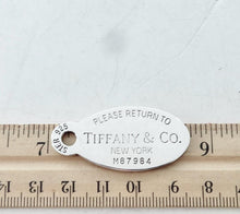 Carregar imagem no visualizador da galeria, Authentic Tiffany & Co. Return to Tiffany Dog Tag Necklace Sterling Silver Large Oval Pendant Necklace
