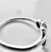Load image into Gallery viewer, Authentic Tiffany & Co. Paloma Picasso Graffiti X Wire Ring Diamond Sterling Silver XO Love Kisses Band Ring Size 6.5
