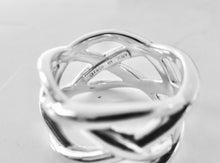 Load image into Gallery viewer, Authentic Tiffany & Co. Weave Ring Sterling Silver Braid Woven Celtic Knot Ring Size 6.25