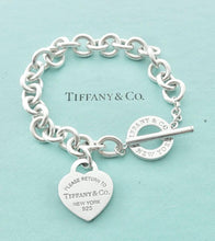 Carregar imagem no visualizador da galeria, Authentic Return to Tiffany Heart Toggle Bracelet Tiffany & Co. Heart Tag Sterling Silver Clasp Link Bracelet Size Large