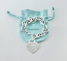 Carregar imagem no visualizador da galeria, Authentic Tiffany & Co. Return to Tiffany XL Heart Tag Bracelet Sterling Silver Link Bracelet Size Medium 7.5 Inches