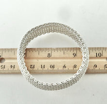Cargar imagen en el visor de la galería, Authentic Tiffany & Co. Somerset Mesh Bracelet Sterling Silver Domed Bangle Bracelet