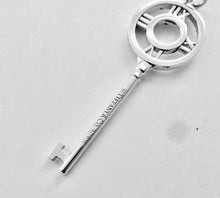 Carica l'immagine nel visualizzatore di Gallery, Authentic Tiffany & Co. Atlas Key Charm Sterling Silver Round Size Large Key Pendant Necklace