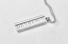 Cargar imagen en el visor de la galería, Tiffany & Co. Atlas Bar Necklace Sterling Silver Roman Numerals Rectangle Pendant Necklace
