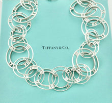 Laden Sie das Bild in den Galerie-Viewer, Tiffany & Co Atlas Link Necklace Roman Numerals Sterling Silver Round Link Necklace