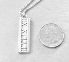 Cargar imagen en el visor de la galería, Tiffany & Co. Atlas Bar Necklace Sterling Silver Roman Numerals Rectangle Pendant Necklace