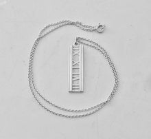 Cargar imagen en el visor de la galería, Tiffany & Co. Atlas Bar Necklace Sterling Silver Roman Numerals Rectangle Pendant Necklace
