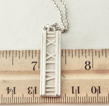 Cargar imagen en el visor de la galería, Tiffany & Co. Atlas Bar Necklace Sterling Silver Roman Numerals Rectangle Pendant Necklace