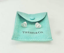 Carica l'immagine nel visualizzatore di Gallery, Authentic Tiffany & Co. Enchant Heart Earrings Sterling Silver Scroll Hearts Pierced Earrings