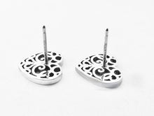 Carica l'immagine nel visualizzatore di Gallery, Authentic Tiffany & Co. Enchant Heart Earrings Sterling Silver Scroll Hearts Pierced Earrings