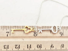 Laden Sie das Bild in den Galerie-Viewer, Tiffany & Co. Three Key Necklace 18k Yellow Gold Rose Gold Sterling Silver Mini Pendant Trefoil Heart Oval 3 Keys necklace