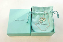 Laden Sie das Bild in den Galerie-Viewer, Tiffany & Co. Three Key Necklace 18k Yellow Gold Rose Gold Sterling Silver Mini Pendant Trefoil Heart Oval 3 Keys necklace