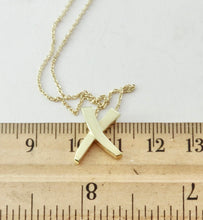 Carica l'immagine nel visualizzatore di Gallery, Authentic Tiffany &amp; Co. Paloma Picasso Graffiti X Necklace 18K Yellow Gold Medium Size Pendant Chain Necklace
