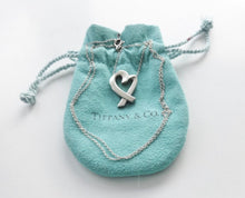 Carregar imagem no visualizador da galeria, Authentic Tiffany &amp; Co. Paloma Picasso Heart Necklace Sterling Silver Loving Heart Large Pendant Necklace 20 Inches
