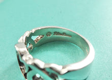 Carregar imagem no visualizador da galeria, Authentic Tiffany &amp; Co. Paloma Picasso Loving Heart Ring Triple Three Hearts Sterling Silver Band Ring Size 6
