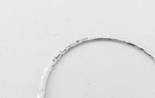 Carregar imagem no visualizador da galeria, Authentic Tiffany &amp; Co. Paloma Picasso Hammered Circle Necklace Sterling Silver Medium Round Pendant Necklace
