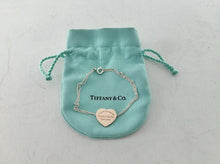 Carica l&#39;immagine nel visualizzatore di Gallery, Authentic Return to Tiffany Heart Bracelet Rubedo Sterling Silver Double Chain Bracelet 6.75 Inches
