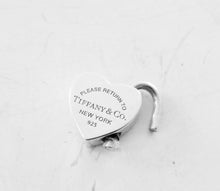 Carica l'immagine nel visualizzatore di Gallery, Authentic Tiffany &amp; Co. Return to Tiffany Heart Lock Sterling Silver Padlock (opens and closes) Pendrant Necklace
