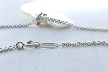 Carica l'immagine nel visualizzatore di Gallery, Authentic Return to Tiffany Hearts Necklace Sterling Silver White Mother of Pearl Tiffany &amp; Co. Heart Tag Pendants Necklace
