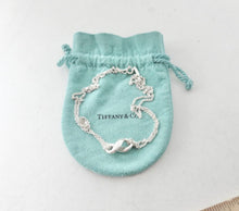Carica l'immagine nel visualizzatore di Gallery, Authentic Tiffany Co. Infinity Necklace Sterling Silver Figure 8 Double Chain Vintage Necklace 16 Inches
