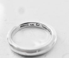 Load image into Gallery viewer, Authentic Tiffany &amp; Co. Elsa Peretti Diamond Ring Sterling Silver Solitaire Round-Cut Diamond Stackable Band Ring Size 3.5
