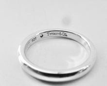 Load image into Gallery viewer, Authentic Tiffany &amp; Co. Elsa Peretti Diamond Ring Sterling Silver Solitaire Round-Cut Diamond Stackable Band Ring Size 6
