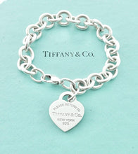 Carica l'immagine nel visualizzatore di Gallery, Authentic Tiffany &amp; Co. Return to Tiffany Heart Tag Bracelet Sterling Silver Link Bracelet Size Medium 7.5 Inches
