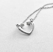 Carregar imagem no visualizador da galeria, Authentic Tiffany &amp; Co. Paloma Picasso Tenderness Heart Necklace Modern Heart Mini Size Pendant Necklace
