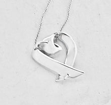 Carregar imagem no visualizador da galeria, Authentic Tiffany &amp; Co. Paloma Picasso Loving Heart Love Necklace Sterling Silver Red Enamel Graffiti Large Pendant Necklace
