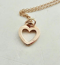 Carica l'immagine nel visualizzatore di Gallery, Authentic Tiffany &amp; Co. Metro Diamond Heart Necklace 18K Rose Gold Heart Pendant Necklace
