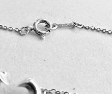 Carregar imagem no visualizador da galeria, Authentic Tiffany &amp; Co. Paloma Picasso Tenderness Heart Necklace Modern Heart Mini Size Pendant Necklace
