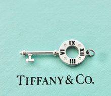 Carica l'immagine nel visualizzatore di Gallery, Authentic Tiffany &amp; Co. Atlas Key Diamond White Gold Medium Round Keys Charm Pendant Necklace
