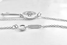 Carica l'immagine nel visualizzatore di Gallery, Authentic Tiffany &amp; Co. Atlas Key Diamond White Gold Medium Round Keys Charm Pendant Necklace
