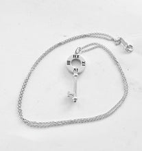 Carica l'immagine nel visualizzatore di Gallery, Authentic Tiffany &amp; Co. Atlas Key Diamond White Gold Medium Round Keys Charm Pendant Necklace
