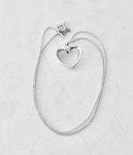 Carregar imagem no visualizador da galeria, Authentic Tiffany &amp; Co. Paloma Picasso Heart Necklace Tenderness Modern Heart Sterling Silver Pendant Necklace
