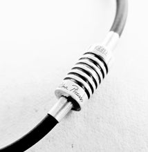 Carregar imagem no visualizador da galeria, Authentic Tiffany &amp; Co. Paloma Picasso Groove Bracelet Rubber Round Wire Sterling Silver Surfer Bracelet
