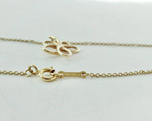 Carregar imagem no visualizador da galeria, Authentic Tiffany &amp; Co. Villa Paloma Flower Necklace Rose Gold Small Paloma Picasso Flower Pendant 16 Inch Necklace
