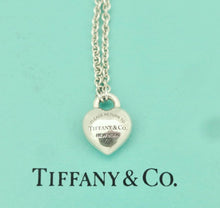 Laden Sie das Bild in den Galerie-Viewer, Authentic Return to Tiffany Full Heart Necklace Sterling Silver Tiffany &amp; Co. Size Mini Heart Tag Pendant Necklace
